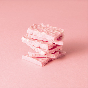 ข้าวกล้องอบแห้งรสสตรอว์เบอร์รีช็อกโกแลต 50 กรัม สำหรับชงกับชาหรือนม  คุณภาพเยี่ยม ราคาคุ้มค่า  แรงบันดาลใจจากขนมวาโกะญี่ปุ่น - Product Image 1