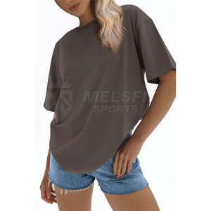 T-shirts pour femmes élégants et surdimensionnés, été, tissu tricoté uni léger et respirant, coupe classique pour un style streetwear décontracté - Product Image 2