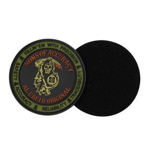 แผ่นยางพีวีซีแบบนิ่มสั่งทำพิเศษ ป้ายยางพีวีซีเย็บติด ป้ายยางพีวีซีนูน 3 มิติ โลโก้สั่งทำคุณภาพสูง น้ำหนักเบา สีและดีไซน์สั่งทำได้ - Product Image 6