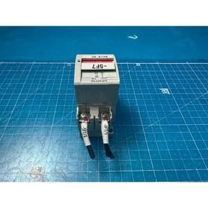 Protecteur de circuit Fuji CP32FM/1 CP32F-M001 d'occasion – Pièces détachées d'équipement semi-conducteur ancien - Product Image 4