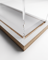 Modèle AC – Vitrine d'angle autoportante personnalisée en acrylique avec surface chromée et étagère en plastique – Montage facile – Protège vos articles
