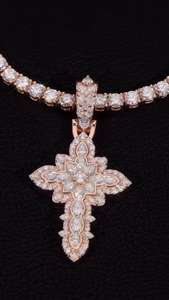 Pendentif Croix en Argent 925 et Moissanite pour Femme, Collier Chrétien de Luxe Micro-Pavé, Breloque - Product Image 3