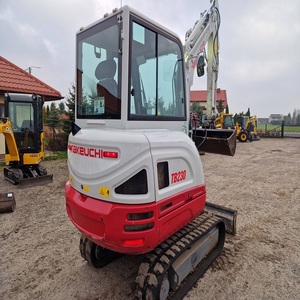 Mini-excavatrice Takeuchi abordable dotée d'une forte force de creusement, d'une structure compacte et d'un moteur économe en carburant - Product Image 4