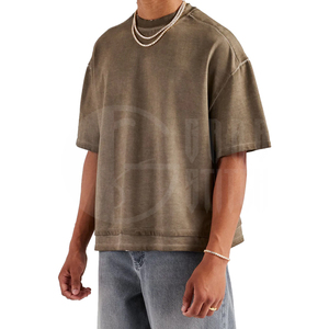 Camiseta de hombre estilo urbano, oversize, corta, vintage, de algodón lavado, con efecto desgastado y corte cuadrado - Product Image 2