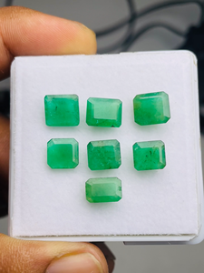 Lote de 7 Piedras Preciosas de Esmeralda Natural de Zambia, Corte Esmeralda, Certificadas por IGI, Buena Calidad, Lustre Excelente, Color Verde Perfecto para - Product Image 1