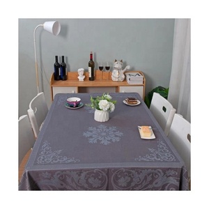 Vente en gros Tissu brodé de style européen vibrant Tapis de table imperméable jacquard exquis Nappe rectangulaire Décoration intérieure - Product Image 3