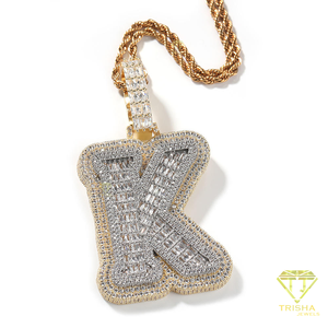 Collier chaîne tennis de luxe scintillant avec diamants de laboratoire de créateur, entièrement pavé et grand pendentif géométrique doré - Product Image 6