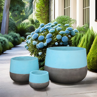 Ensemble de pots à fleurs en béton écologiques modernes gris et rose pour l'extérieur, la maison et le jardin, design minimaliste pour fleurs et plantes vertes