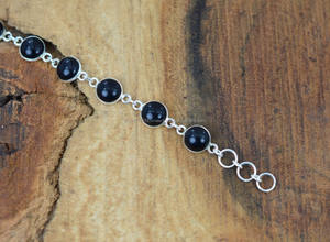 สร้อยข้อเท้าเงินแท้มาใหม่ประดับอัญมณีสีดำวาววาววาววาวความยาว8มม. ทรงหลังเบี้ยเป็นโครง925ทึบทำมือ - Product Image 4