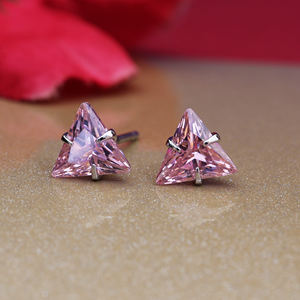 Hermosos y Elegantes Pendientes de Plata de Ley 925 con Piedras Preciosas Rosadas en Forma de Trillón para Mujeres y Niñas - Product Image 3
