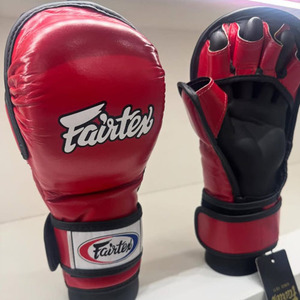 Best Quality Pro Leather MMA Gloves Custom Made Fairtex Grappling Gloves Premium Manufacturer's Martial Arts and Boxing Gear - Product Image 2