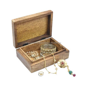 Caja decorativa de madera tallada a mano con flor tallada en la parte superior para collar, pendiente, brazalete y más a precio competitivo - Product Image 2