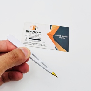 Pinzas para Cejas de Acero Inoxidable con Punta Puntiaguda, Ligeras, para un Acabado Preciso, Reutilizables, con Logotipo Personalizado - Product Image 2