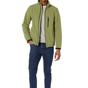 Veste softshell imperméable et coupe-vent pour homme avec doublure en polaire, idéale pour la randonnée et le camping - Product Image 4