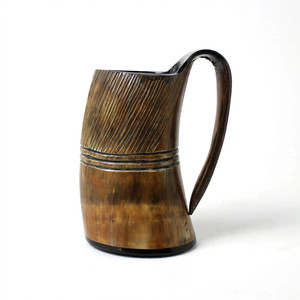 Mug en corne artisanal avec gravure de bateau viking, style médiéval antique, décoration d'intérieur, tasse à boire de collection - Product Image 3