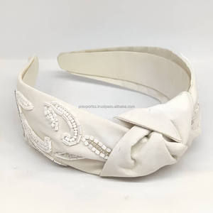 Accessoires pour cheveux unisexes pour enfants pour la Saint-Patrick, bandeau personnalisé brodé avec des perles florales nouées et des paillettes - Product Image 3