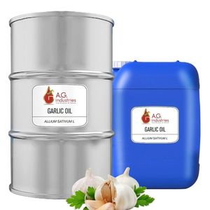 Cosmetic Grade Garlic <b>Oil</b> Allium sativum L Steam <b>Distillation</b> For Massage Skin Hair Care Bulk Manufacturer - Product Image 1