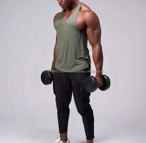 Nouveau débardeur de sport uni sans manches sexy 300 g/m² pour la salle de sport, personnalisable avec broderie et impression, débardeurs de fitness pour hommes - Product Image 1