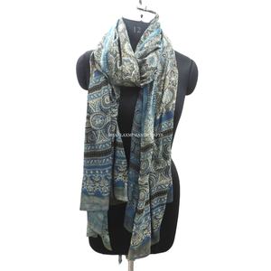 Vente en gros 100% coton tissu imprimé Ajrakh teinture naturelle main bloc Hijab écharpe douce et confortable Dupatta - Product Image 1