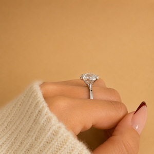 Bague solitaire ovale en diamant de laboratoire de 5 carats, 4 griffes, couleur E, clarté VVS2, certifiée IGI, or blanc 14 carats, luxe, pour femme, fiançailles - Product Image 3