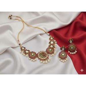 Colección de Joyería Artificial Premium Hecha a Mano con Diseño Refinado y Revestimiento Duradero para Tiendas Minoristas - Product Image 3