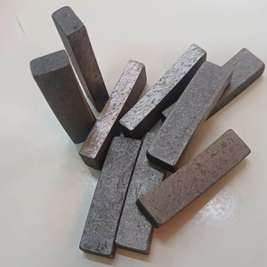 Segments de lame de coupe en granit de 800 mm - Product Image 1