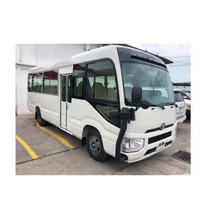 Minibús de pasajeros Toyota Coaster usado para turismo con otra puerta. - Product Image 4