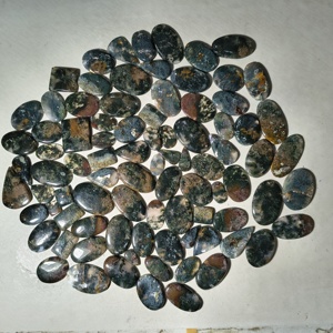 พลอยมอสอาเกตธรรมชาติคุณภาพสูง รูปทรงคาโบชองหลากหลาย สีสันสวยงาม ขนาด 20-45 มม. รับรองโดยผู้ตรวจสอบอิสระ - Product Image 2