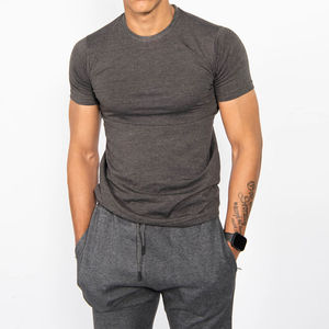 Ensemble décontracté homme personnalisé, respirant, léger, 100 % coton, grande taille, couleur unie, short et t-shirt d'été, écologique, haute qualité - Product Image 2