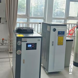 Industrial <b>Air</b>-Cooled <b>Water</b> Chiller with 1.5Kw <b>Cooling</b> Capacity Fully Enclosed Rotary Compressor Temperature Control - Product Image 3
