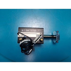 Cilindro de elevación/abatimiento del marco Lam Research 2300V2 (F) Cilindro de elevación/abatimiento del marco 2300 V2 - Product Image 1