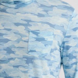 เสื้อเชิ้ตตกปลาผู้ชายสีน้ำเงินลายพรางมีฮู้ด แขนยาว ป้องกันรังสียูวี UPF 50 ระบายอากาศ กันน้ำ กันลม สำหรับกิจกรรมกลางแจ้ง - Product Image 2