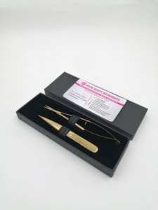 Gold Plated Eyebrow Tweezers Stainless Steel Pointed Tip Tweezer With Eyebrow Hair <b>Trimming</b> Spring Scissor & Card Box Packaging. - Product Image 4