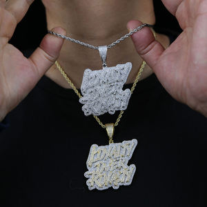 จี้เพชรโมอิสซาไนต์รูปตัวอักษรแบบ Iced Bling ชุบทองสองสี สำหรับผู้ชายและผู้หญิง เครื่องประดับฮิปฮอป สัญลักษณ์แห่งความภักดีและความเป็นสิทธิ์ - Product Image 5