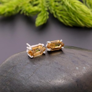 Boucles d'oreilles hexagonales en quartz citrine naturel, argent sterling 925 plaqué or, bijoux minimalistes faits à la main, cadeau pour femmes - Product Image 1