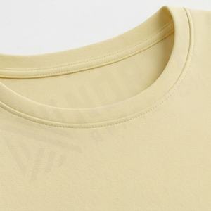 T-shirt à manches longues et col rond pour femme, couleur personnalisée, coton biologique de luxe, pré-rétréci, certifié GOTS, coupe classique, tissu doux de qualité supérieure - Product Image 4