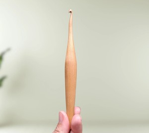 Wooden <b>Crochet</b> <b>Hook</b> Natural Hardwood Material Lightweight Design for Comfortable and Efficient <b>Crochet</b> Projects - Product Image 3