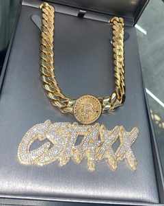 Pendentif personnalisé en moissanite VVS1, lettre cursive fine et petite, style hip-hop, en argent 925, pour femme, idéal pour un anniversaire - Product Image 2