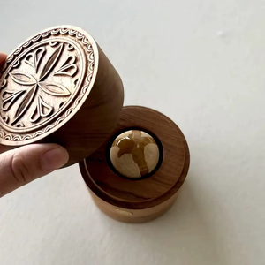 Brûleur d'encens en bois et métal au design standard, nouveau modèle, personnalisé, tendance, pour Bakhoor, usage régulier - Product Image 1