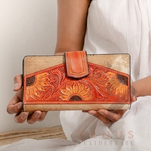 Pochette en cuir de peau de vache de haute qualité pour femmes Logo personnalisable doublure en coton élégant portefeuille de style occidental pour l'été - Product Image 3