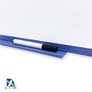 Pizarra Magnética con Marco de Plástico Azul, Superficie de Borrado en Seco y Gancho para Colgar - Product Image 3