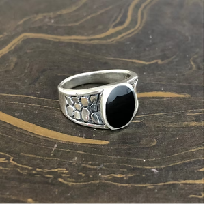 Bague Chevalière Homme en Argent 925 avec Onyx Noir (7,8 Grammes) – Bijou Fin en Pierre Précieuse au Design Élégant pour Usage Quotidien - Product Image 3