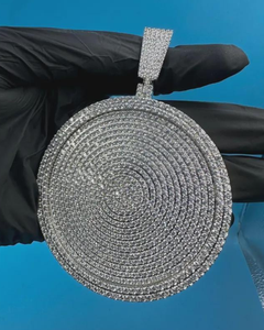 Colgante Circular Estilo Hip Hop con Medallón, Plata 925, Colgante con Incrustaciones de Diamantes, Colgante Hip Hop de Lujo, Estilo Rapper, Colgante Personalizado - Product Image 1