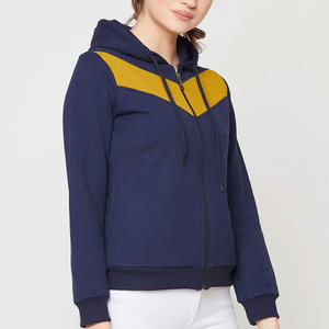 Sudadera con Capucha Larga para Mujer, 100% Algodón, Diseño Moderno para Invierno, con Logotipo Frontal, Color Sólido, Fabricada en Pakistán - Product Image 2