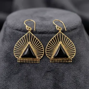 Pendientes de Latón con Piedra de Ónix Negro, Joyería Artesanal de Diseño, Fabricante - Product Image 5