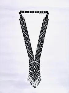 Collier et boucles d'oreilles tendance en perles de rocaille noires faites à la main : style bohème américain, idéal pour les anniversaires de mariage, à offrir - Product Image 2