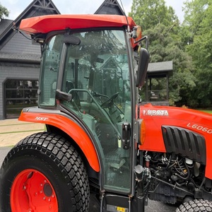 Tractores Kubota L6060 Usados Baratos, Tractor Agrícola de 4 Ruedas con Cargador Frontal en Venta - Product Image 1