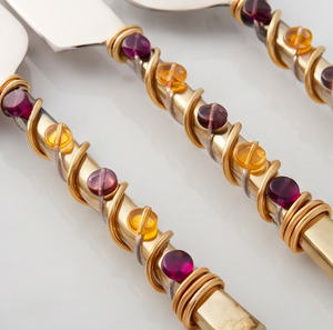 Juego de 3 cuchillos para queso con mango con cuentas de piedras preciosas, hoja de acero inoxidable envuelta en alambre dorado, herramientas para uso en la cocina. - Product Image 2
