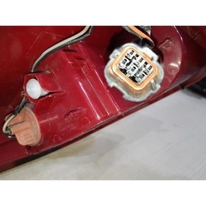 Feu arrière droit d'occasion pour Veloster 2011-2018, référence OEM 924022V110 - Product Image 6