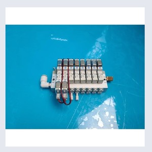 Válvula Solenoide Neumática de 3 Puertos SMC SYJ314M-5L0U+SYJ3233-5L0U, Usada, Piezas de Equipos Semiconductores Legacy - Product Image 2